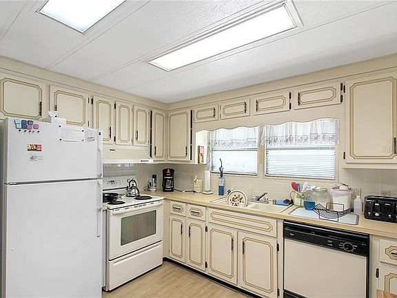 4th image of 2100 Kings Hwy Lot 1040