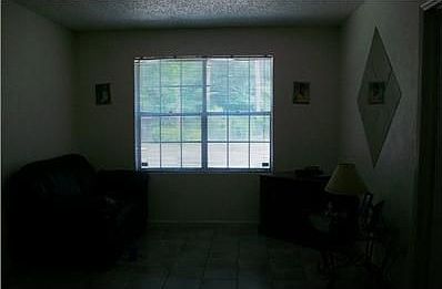 5th image of 2312 Southampton Dr