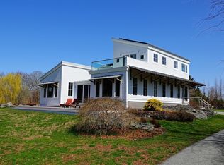 263 Indian Point Rd, Tiverton, RI 02878