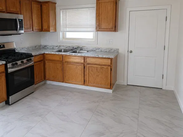 147 Steuben St #1, Syracuse, NY 13208