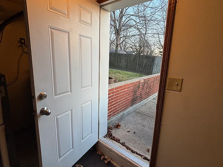 208 Spruce St #4 — Photo 38