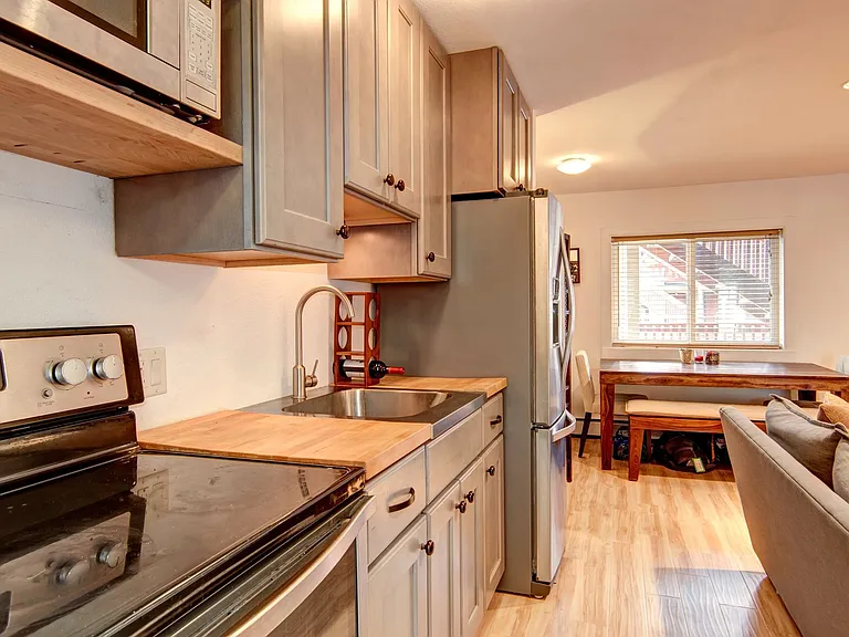 214 S Harris St #102 — Photo 10