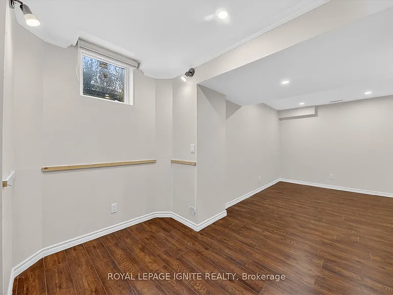 73 Feint Dr #BASEMENT — Photo 17