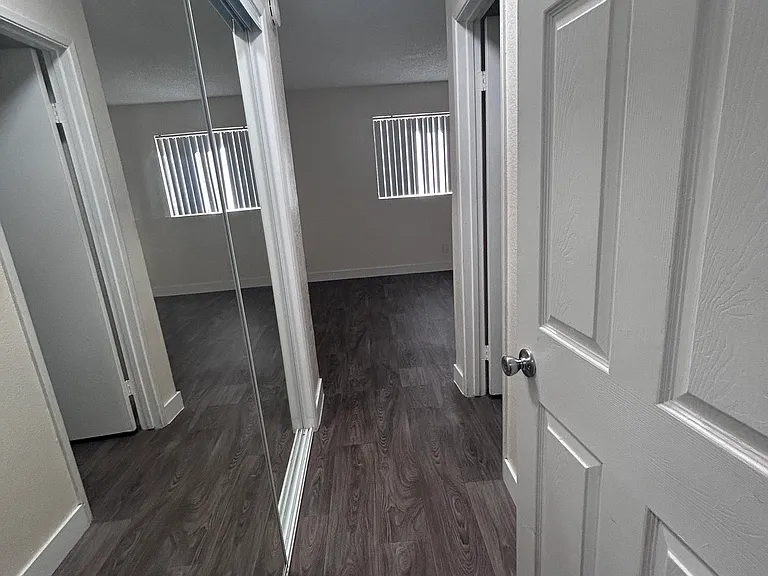 4060 Marlborough Ave #3 — Photo 7