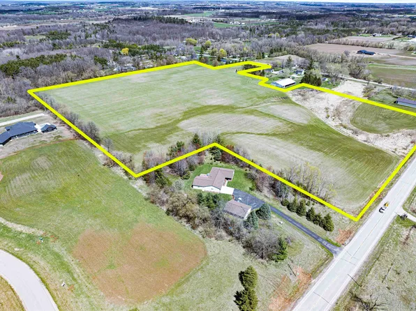 Manley Rd, Hortonville, WI 54944