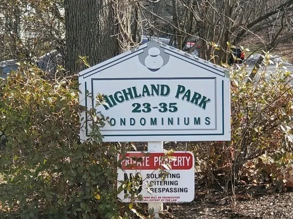 31 Highland Park, Uxbridge, MA 01569
