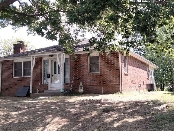 2nd image of 1001 S College St