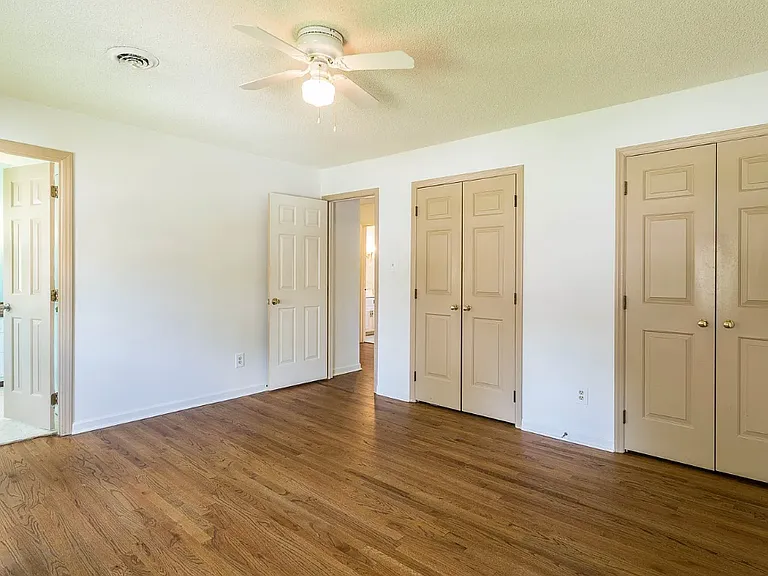 2016 Eagleton Cir — Photo 24