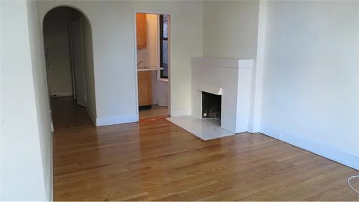Rented by Lara Group | media 18
