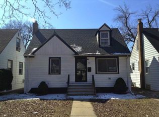 621 E 144th St, Dolton, IL 60419