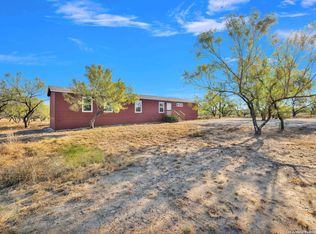 188 County Road 2660, Moore, TX 78057