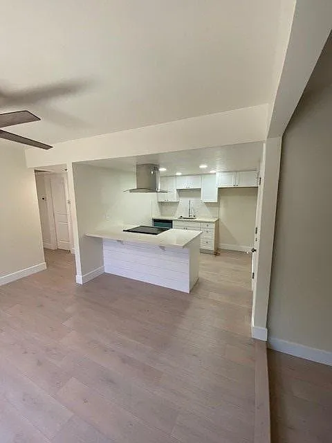 3959 Queenston Ct — Photo 2