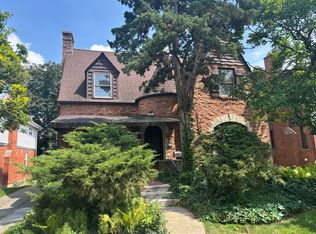711 S Catherine Ave, La Grange, IL 60525