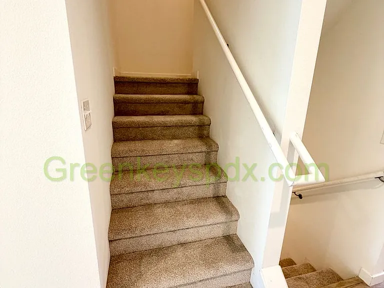 12117 SE Pardee St — Photo 10