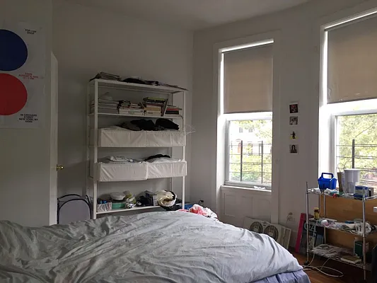 Rented by 50 Stanhope LLC | media 19