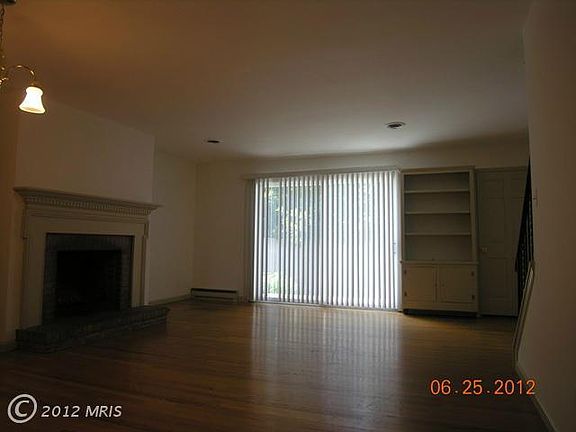 2nd image of 5 N Thoroughgood Ln #7-1531