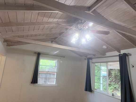 3rd image of 285 San Benancio Rd