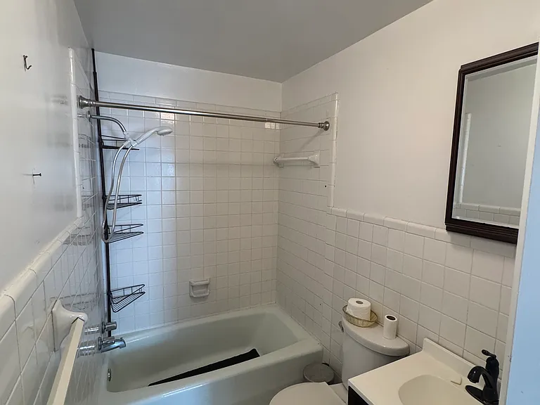 144 North Ave — Photo 6