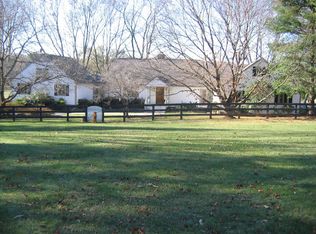 5394 Old Bust Head Rd, Broad Run, VA 20137