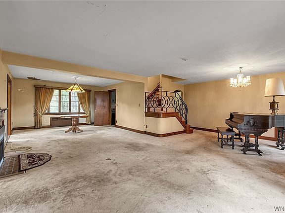 9th image of 12979 Bullis Rd