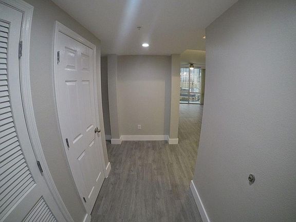 4th image of 322 E Central Blvd Unit 1506