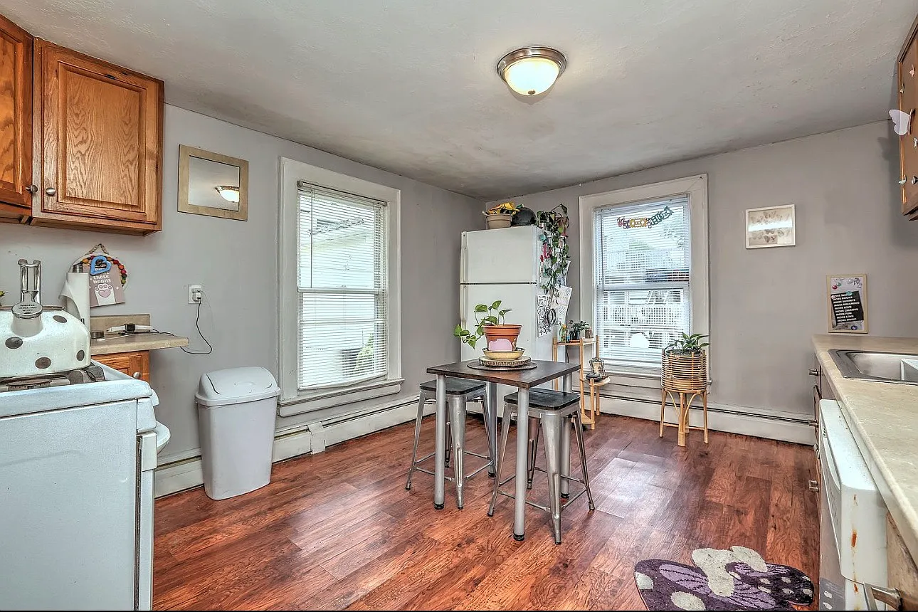 2 bed, 1057 sqft, $2,000 — Photo 4