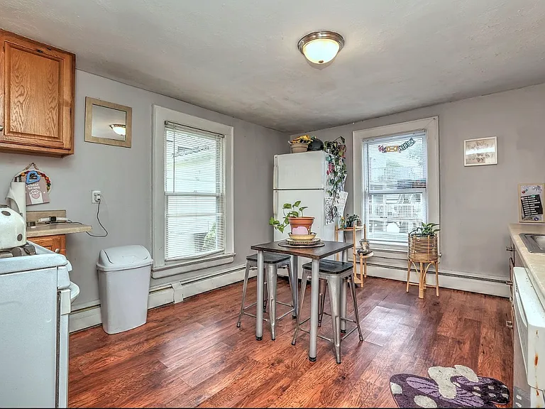 4 Jefferson St #2 — Photo 4