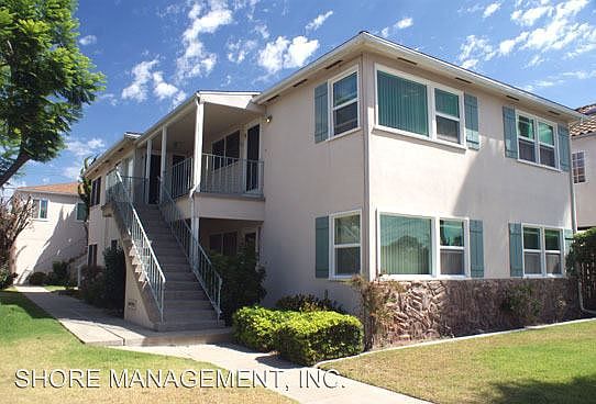 1st image of 1060 1/2 Felspar St