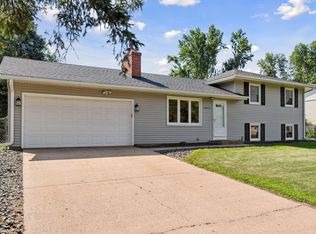 2672 106th Ln NW, Coon Rapids, MN 55433