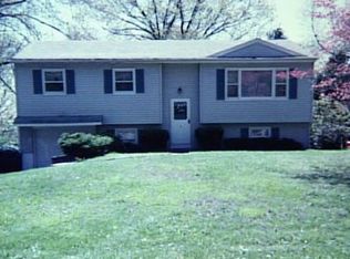 1 Marldon Rd, Brookfield, CT 06804