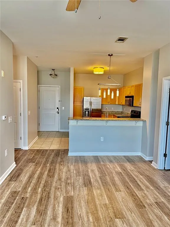 2 bed, 2.0 bath, $1,900 — Photo 1