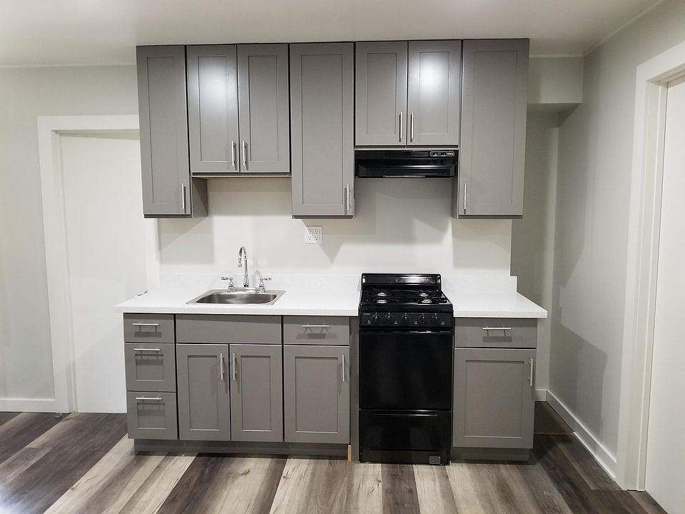 1st image of 2548 Humphrey Ave