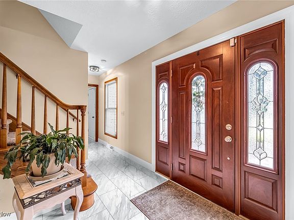 3rd image of 821 Southbridge Blvd