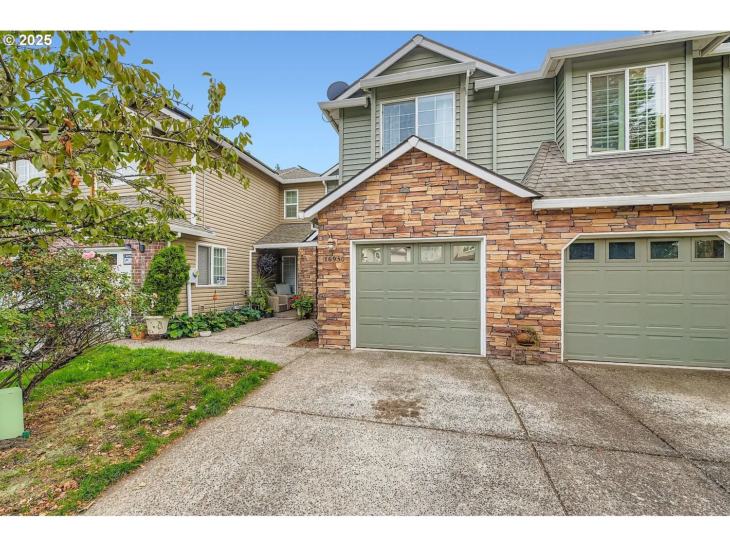 16950 SE Ankeny St photo 1