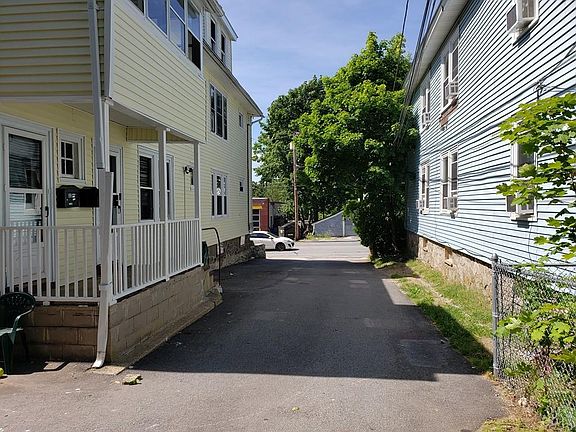 3rd image of 30-32 Haverhill St