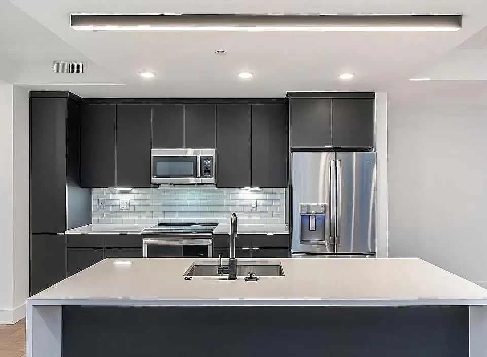 1st image of 1501 N 31st St #214