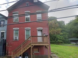 658 4th St #1, Troy, NY 12180