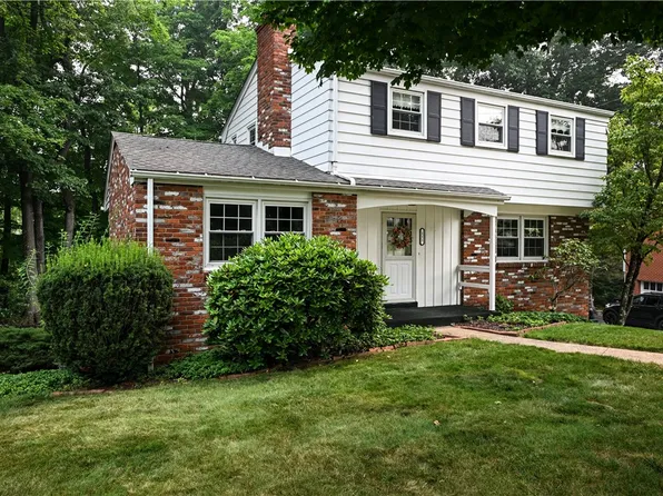 111 Saint Andrews Cir, McKeesport, PA 15135