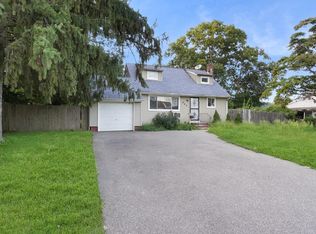 465 Clift Street, Central Islip, NY 11722