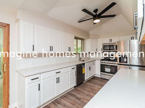 4th image of 706 Bilberry Rd