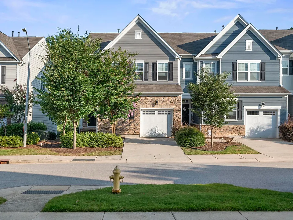 229 Daisy Grove Ln