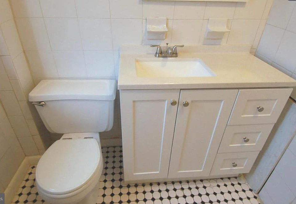 2nd image of 1662 N 59th St