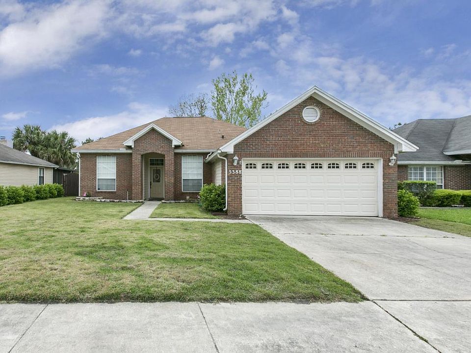 1st image of 5388 Oxford Crest Dr