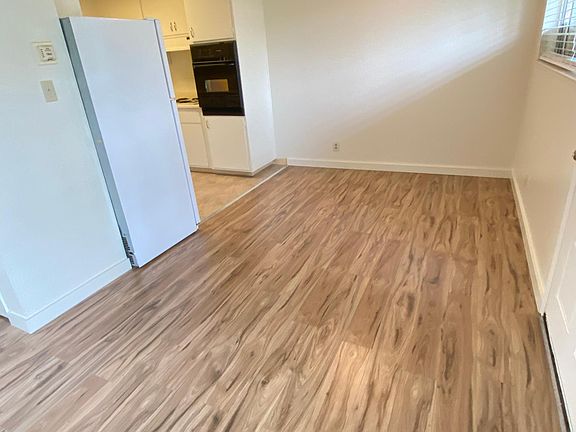 2nd image of 4129 El Camino Way #R