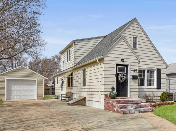 1516 6th St SW, Minot, ND 58701