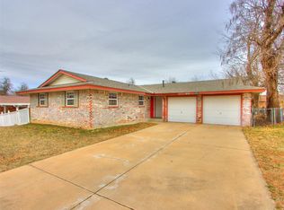 9305 NE Stardust Ln, Midwest City, OK 73130