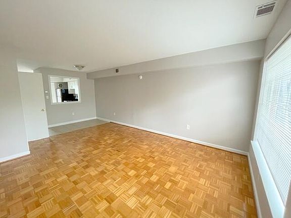 4th image of 1801 Grandin Rd SW #1809-B