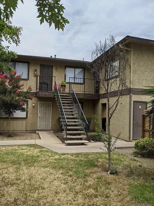 2 bed, 2.0 bath, 1000 sqft, $1,250 — Photo 1