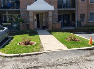 5351 N East River Rd APT 701, Chicago, IL 60656