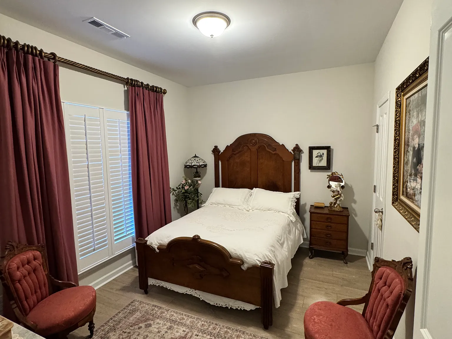 3 bed, 1685 sqft, $2,200 — Photo 2